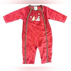 NWOT Classic Pooh Velour Footless One-Piece 3–6 Months – Winnie the Pooh Holiday